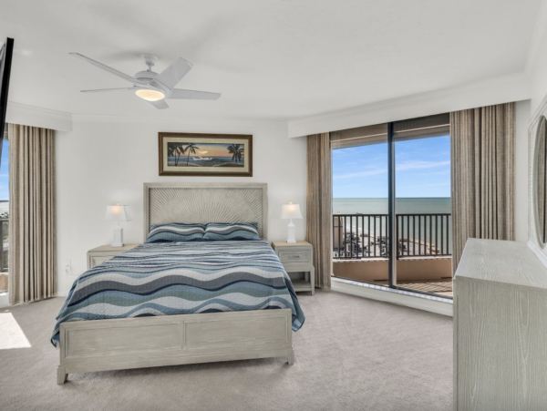 South end Marco Island Luxury Condo 3 month minimum
